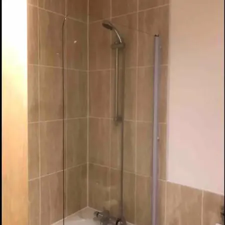 Stunning 3-bed House In Holiday home